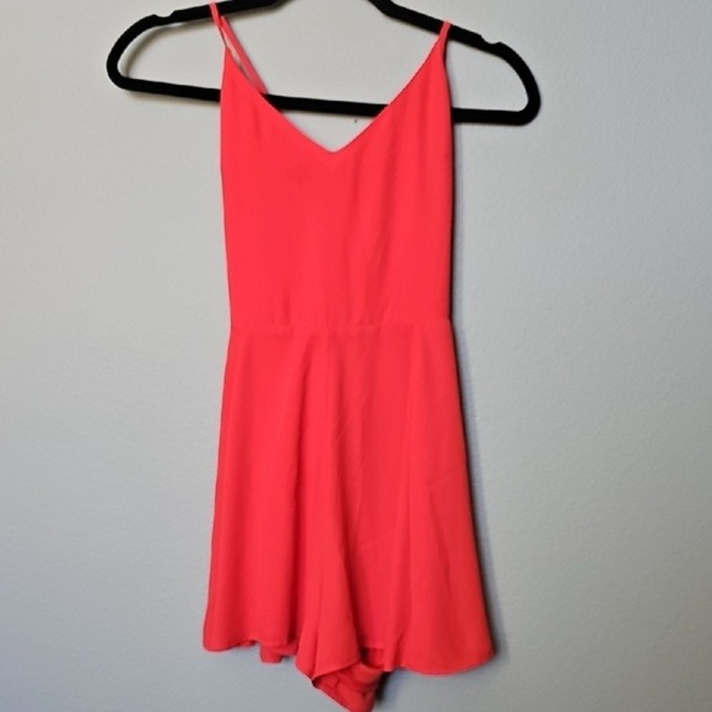 Express Coral V Neck Criss Cross Back Spaghetti Strap Romper Size 2